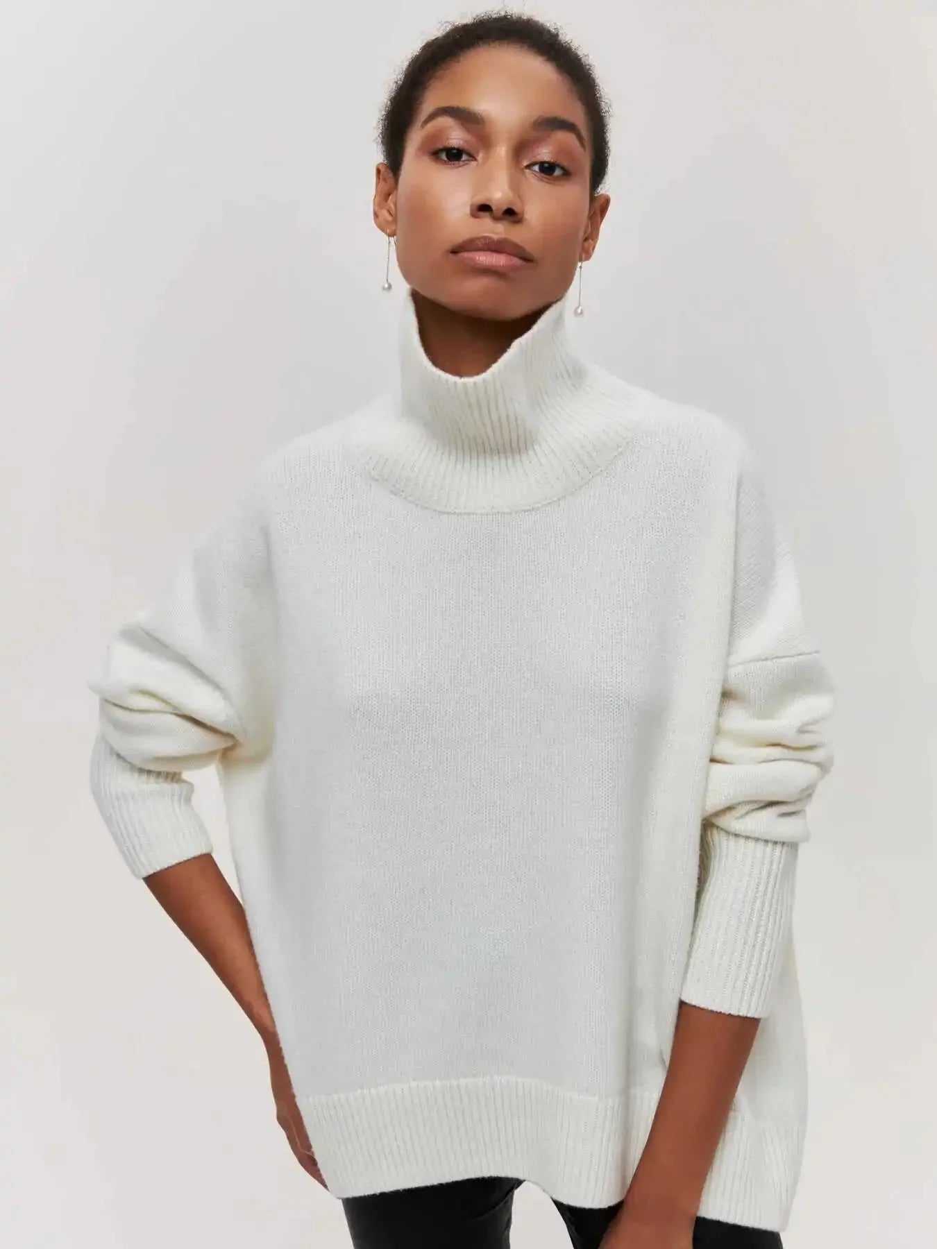 Cittra – Oversized Ribbed Turtleneck Sweater